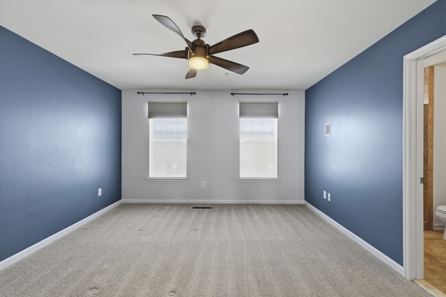 Building Photo - 1137 Red Hawk Way