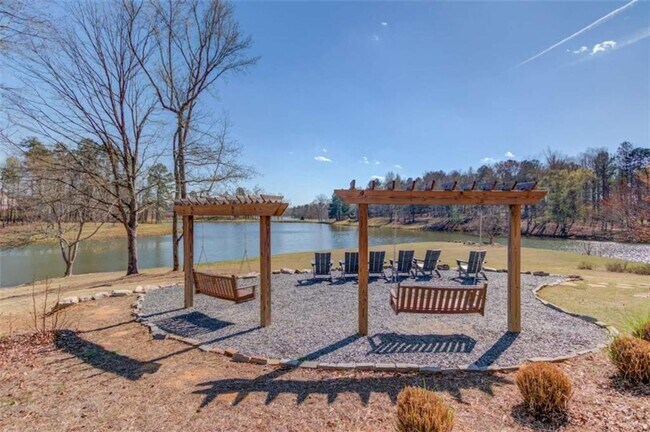 Building Photo - 60 Table Rock Ct