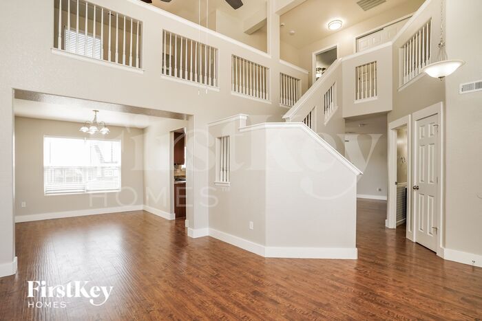Building Photo - 6983 Sierra Meadows Dr