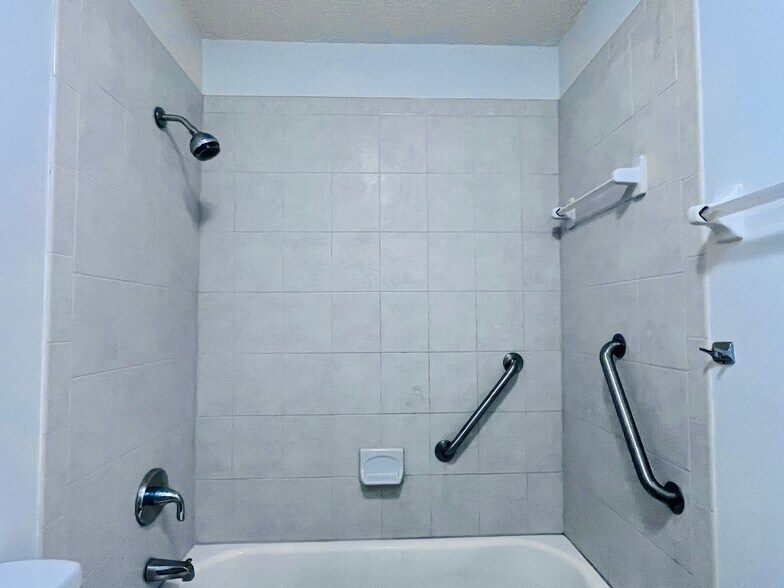 Building Photo - 8202 N MARKS ST