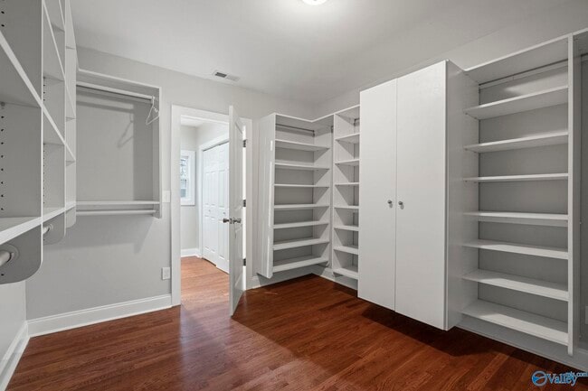 Building Photo - 1518 Beirne Ave NE