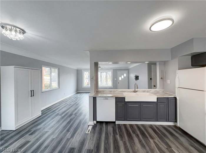 Building Photo - 18715 Libby Rd