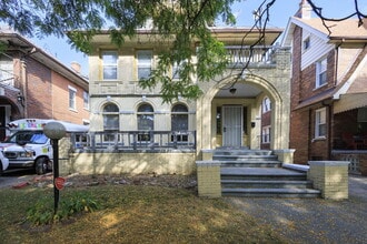 Building Photo - 2704 Webb St