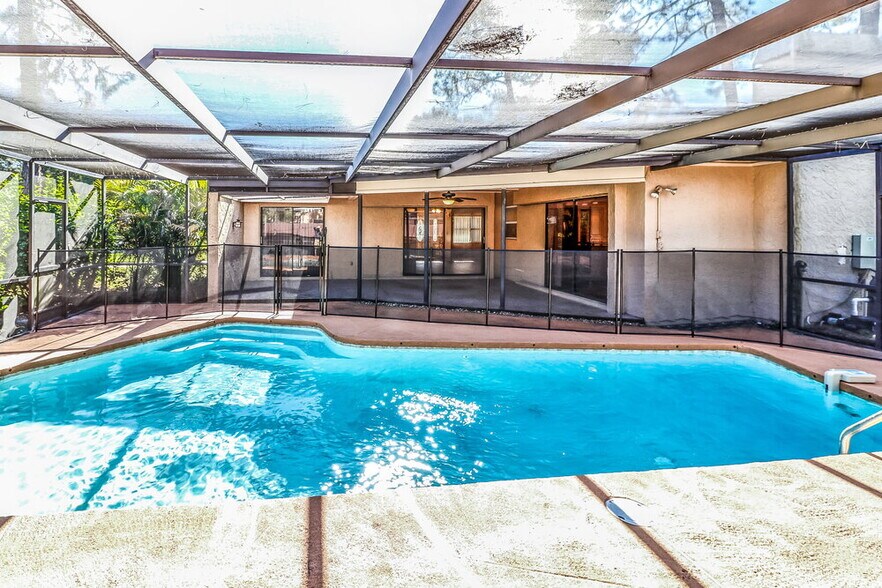 Building Photo - 3610 Fairway Forest Dr