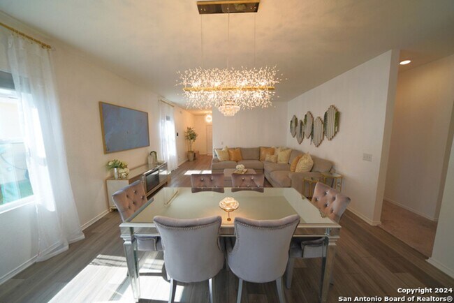 Building Photo - Charming Home Now Available in the Liberte...