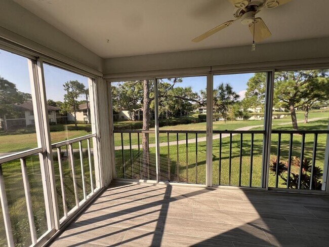 Building Photo - 5262 Wedgewood Ln