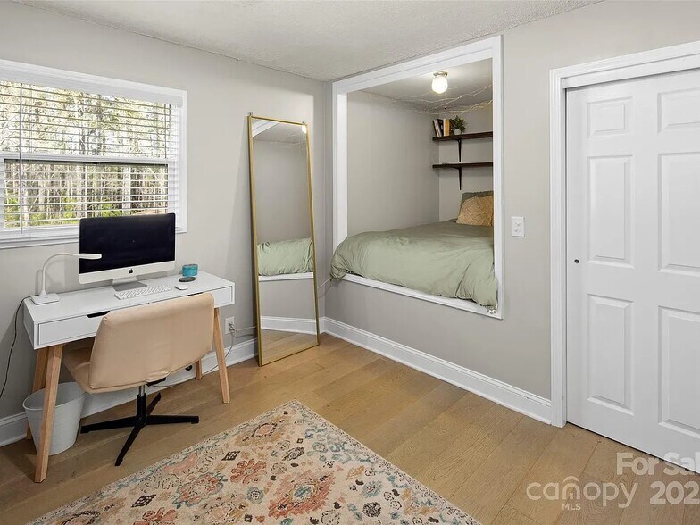 Bedroom #2 - 4075 Little River Rd