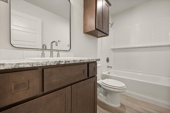 Building Photo - Beautiful New Build Home in Cypress Ranch!