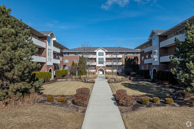 Primary Image - Courtyards Of Westmont