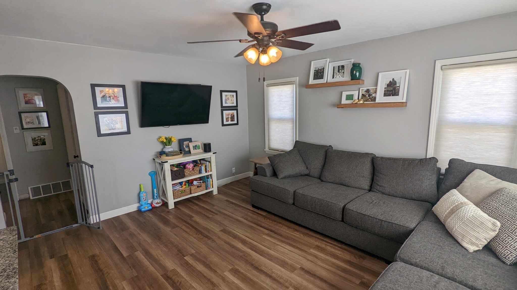 Living room - 3579 S Logan Ave