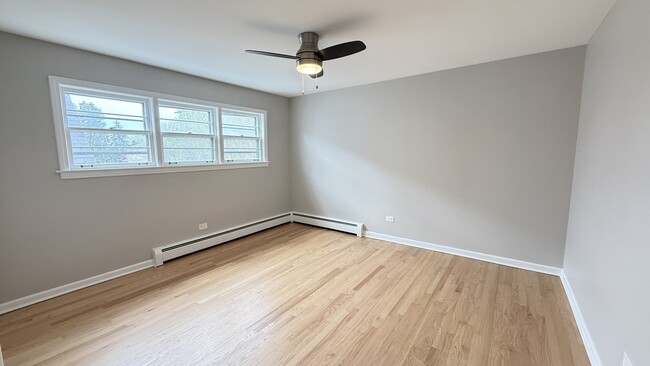 Building Photo - 3658 N Laramie Ave