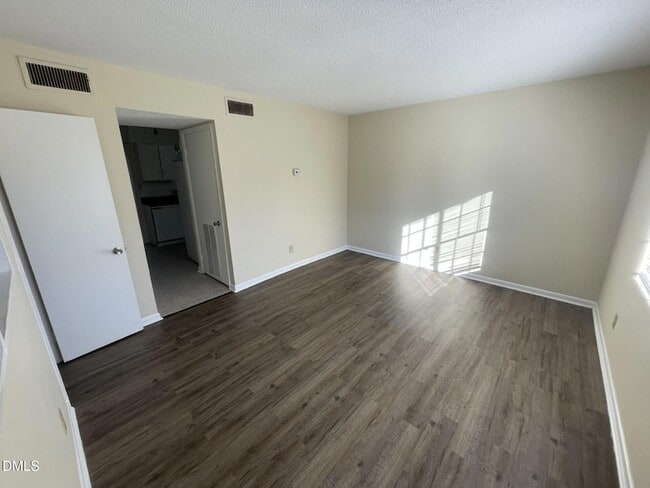 Building Photo - 120 Byrum St