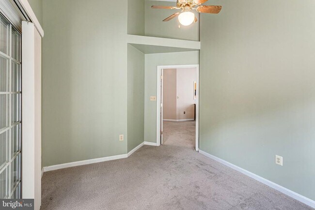 Building Photo - 11333 Savannah Dr
