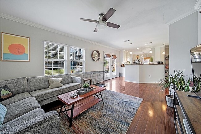 Building Photo - 2319 Roy Cir