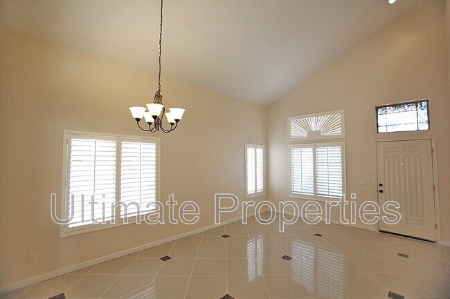 Building Photo - 20682 N 92nd Ln