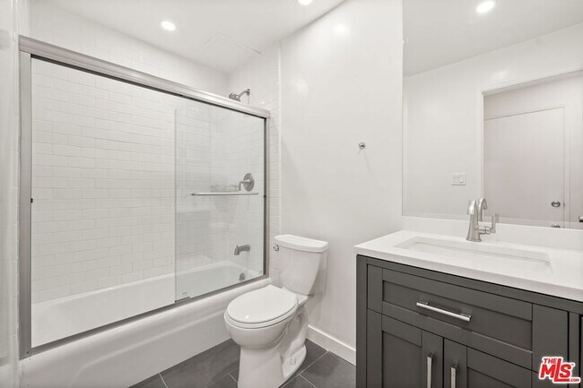 Building Photo - 1457 Butler Ave