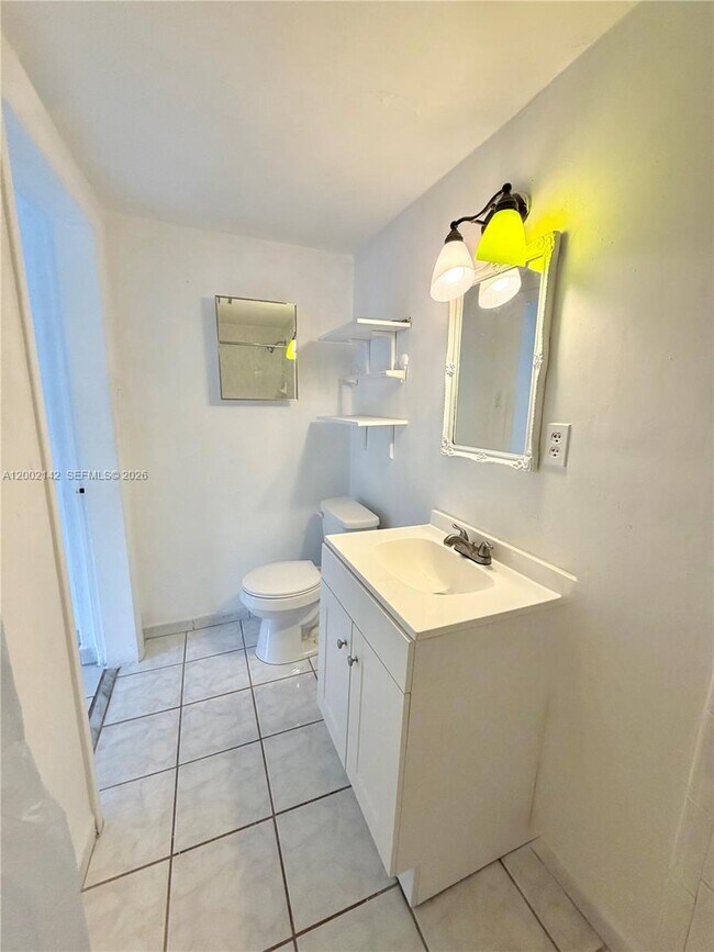 Building Photo - 3390 W 12th Ave