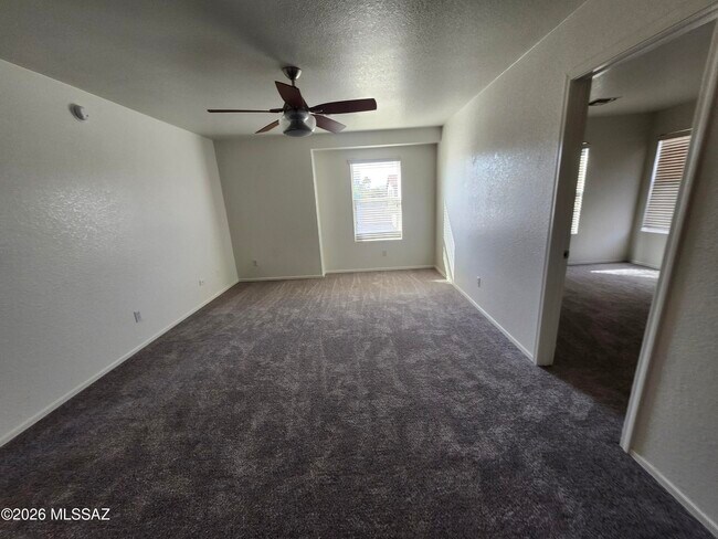 Building Photo - 13697 E Oxmoor Valley Dr