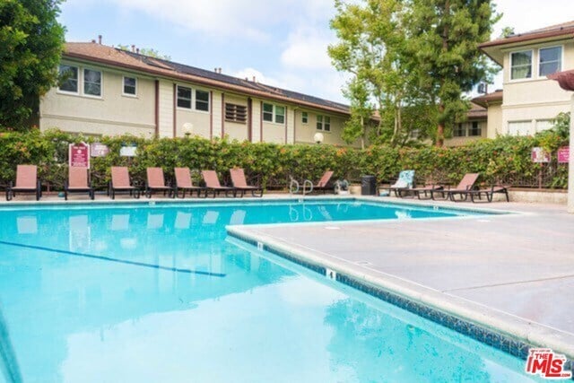 Building Photo - 3613 Kalsman Dr