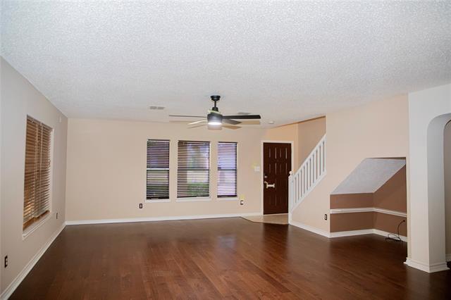 Building Photo - 2201 Driskell Ln