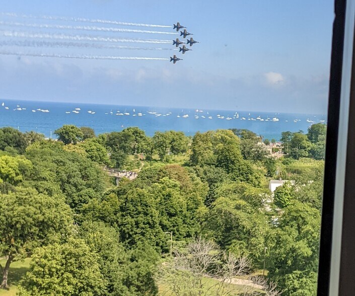 25. View AirShow From Window - 1960 N Lincoln Park W