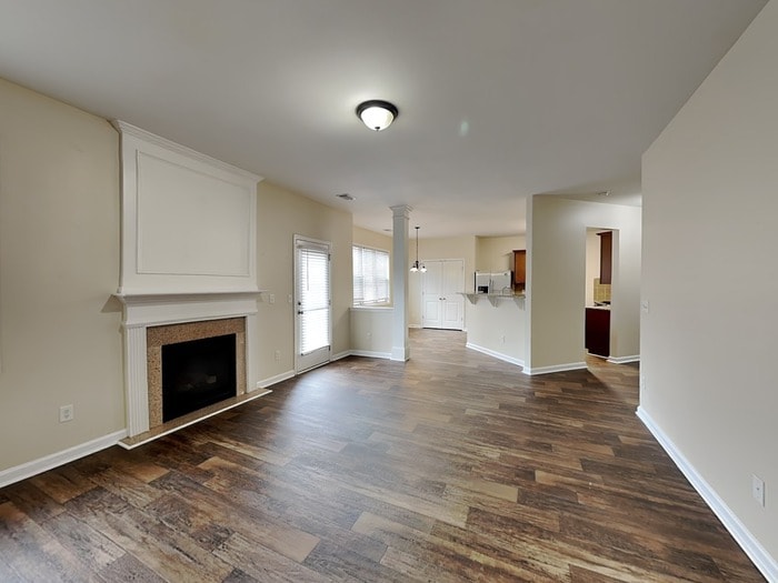 Building Photo - 2609 Bluestone Dr SW