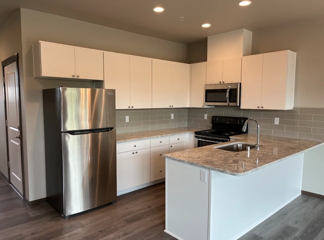 Building Photo - 2 Story Duplex | Available Now!