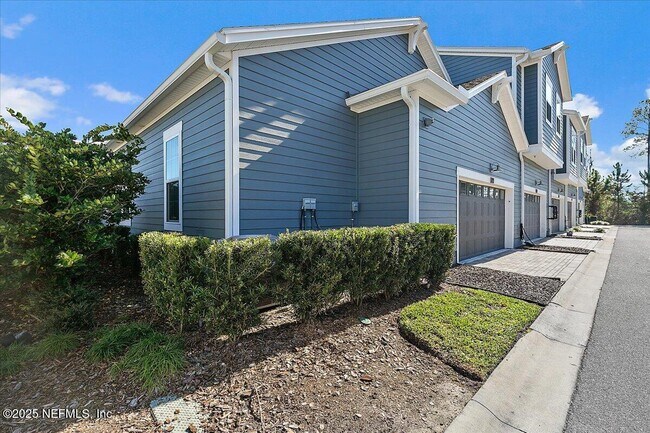 Building Photo - 19 Bolsana Ct