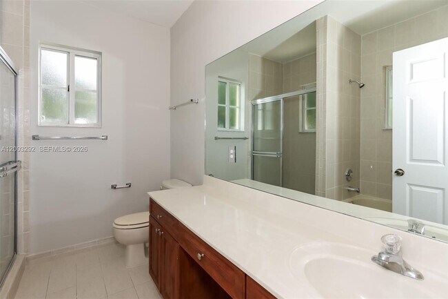 Building Photo - 3168 NE 4th St