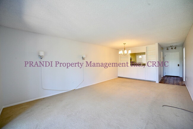 Building Photo - Spyglass Hill Condo Featuring Scenic Mt. T...