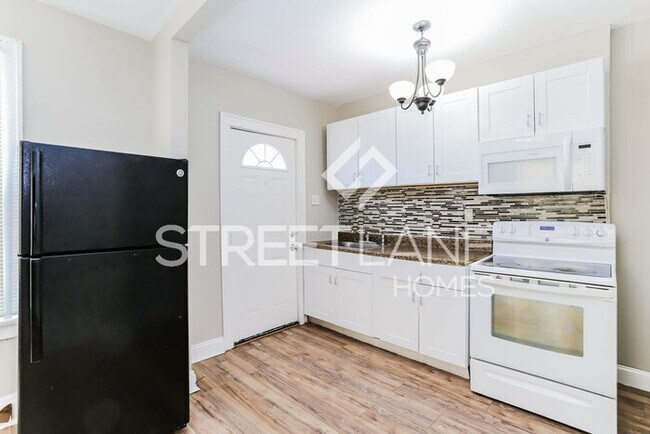 Building Photo - Charming 2 Bedroom in Columbus!