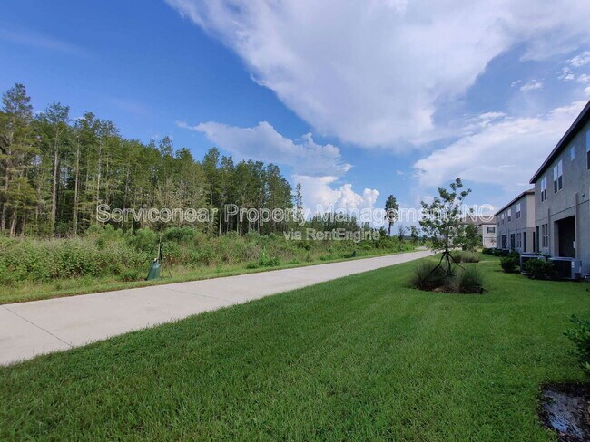 Building Photo - 8090 Rolling Shell Trail