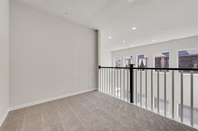 Building Photo - 4221 Willow Pond Dr