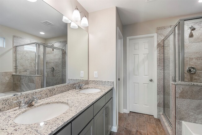 Building Photo - 17115 Wilthorne Colony Ct