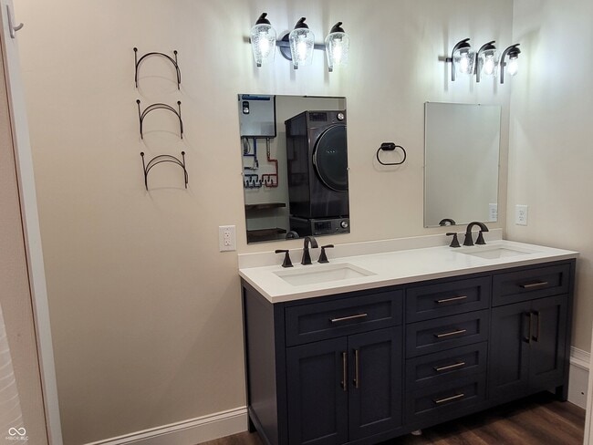 Building Photo - 127 Bailey Ln