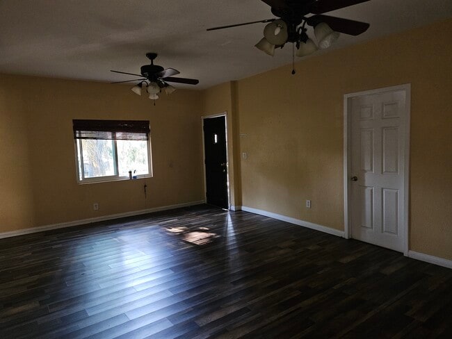 Spacious living room - 6328 Plaska Ave