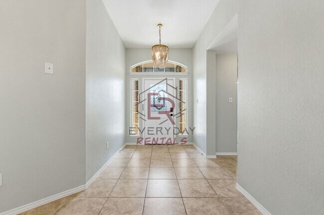 Building Photo - 5582 Perdita Dr