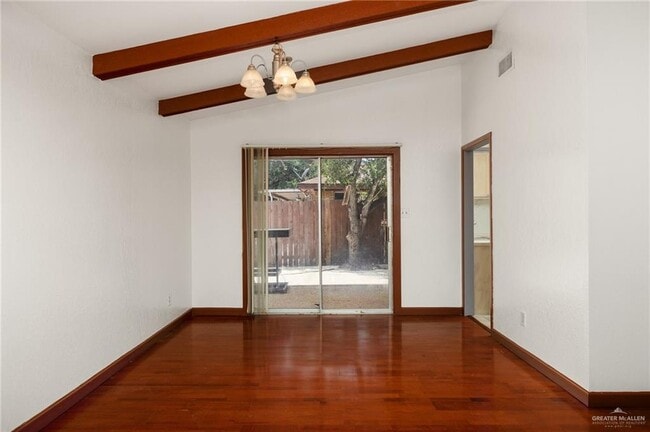 Building Photo - 11 Martin Ave