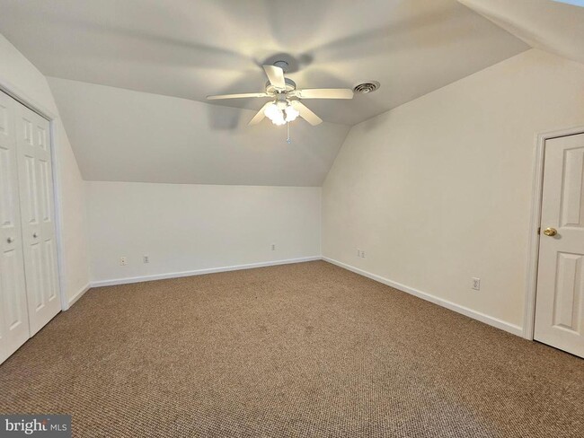 Building Photo - 1014 Zircon Ct
