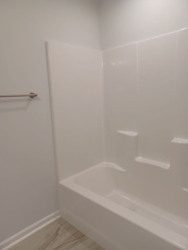 Building Photo - Newly Constructed 5 Bedroom Home in Hampton