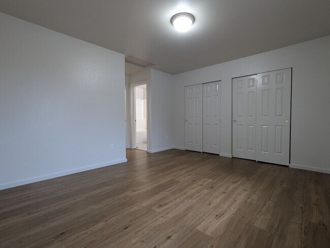 Building Photo - BishCarlson - 2907-2909 S 9th St