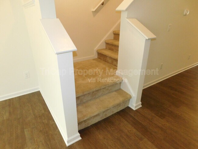 Building Photo - 5041 Eagle Stone Lane