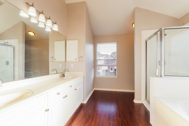 Building Photo - 13607 Country Pine Ct