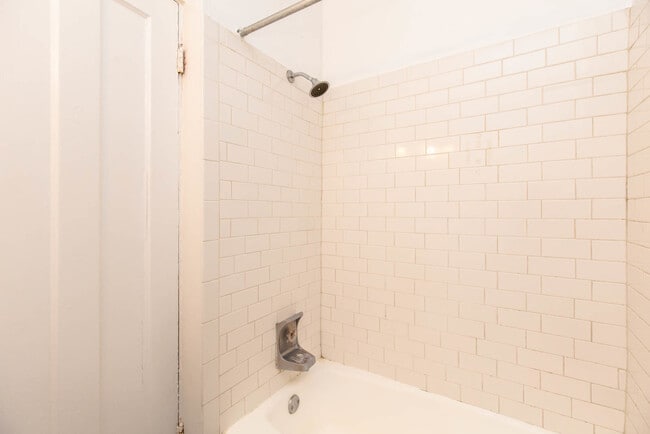 Building Photo - 1504 N Dearborn Pkwy