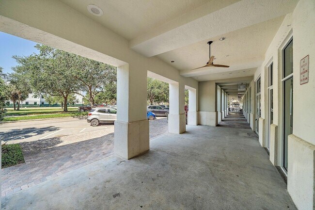 Building Photo - 1200 Town Center Dr