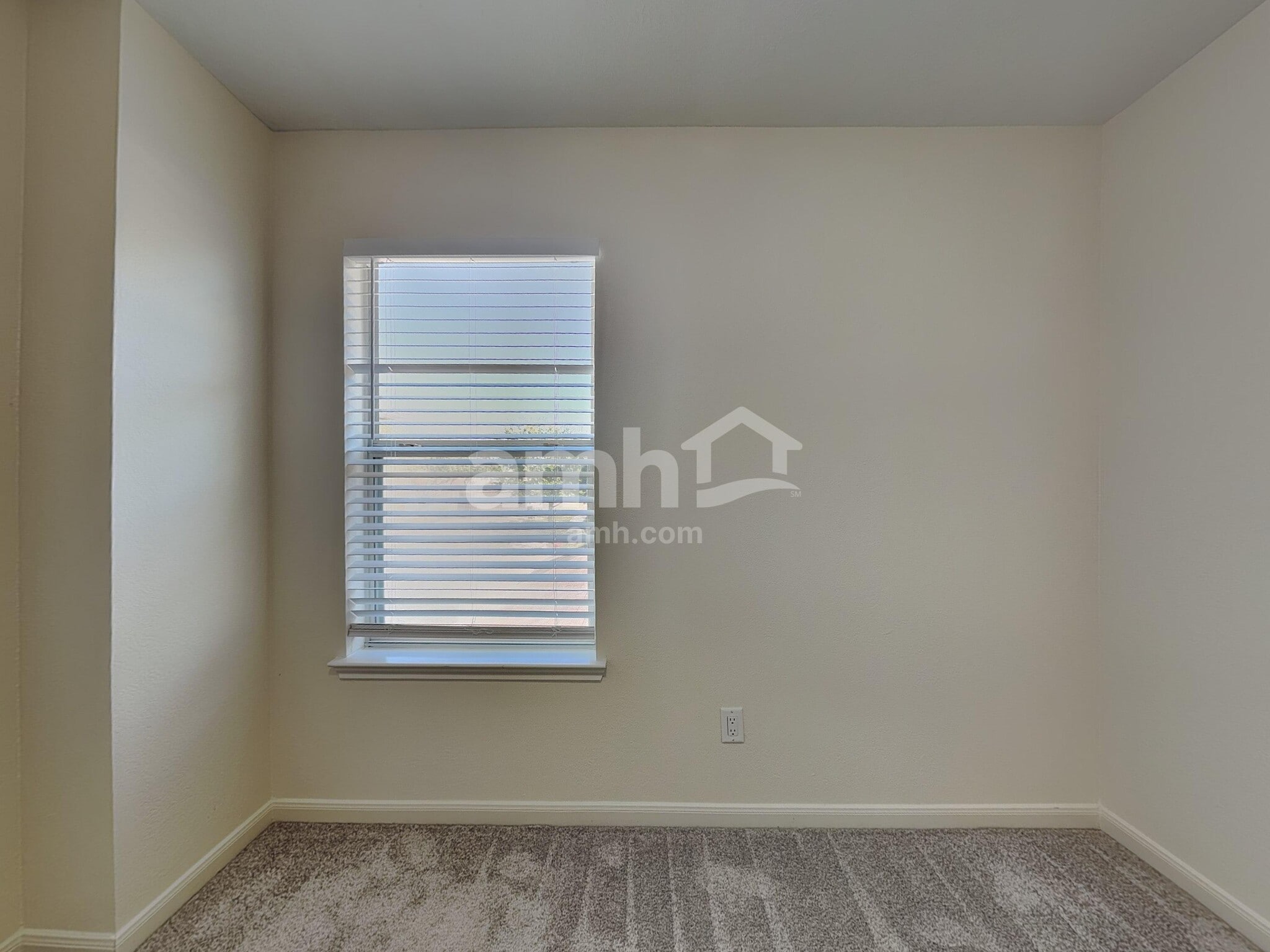 Building Photo - 18735 Westgate Park Dr