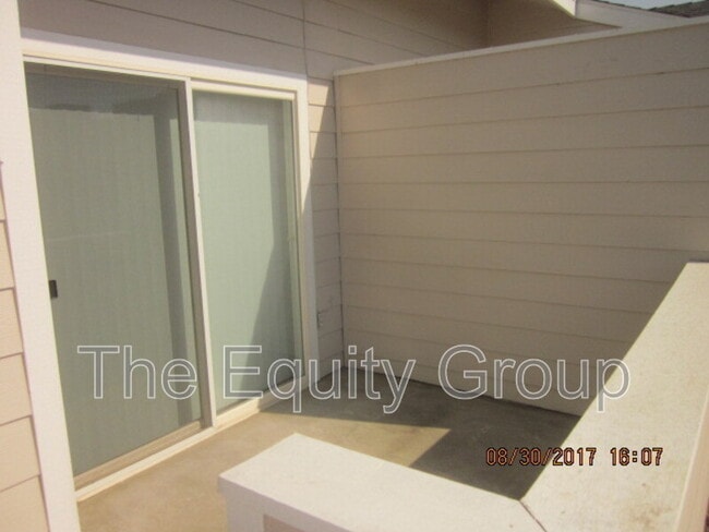 Building Photo - 437 N Park St