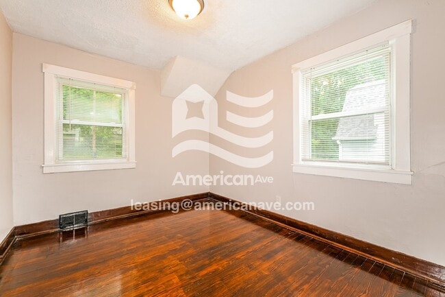 Building Photo - 1217 Wade St