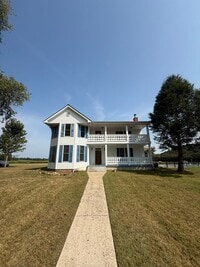 Building Photo - Historic Southern Estate on 127 Acres with...