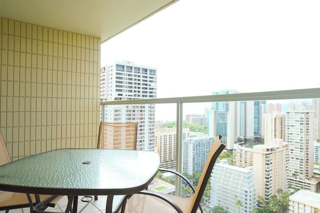 Building Photo - OCEAN VIEWS! FULLY FURNISHED 1/1!